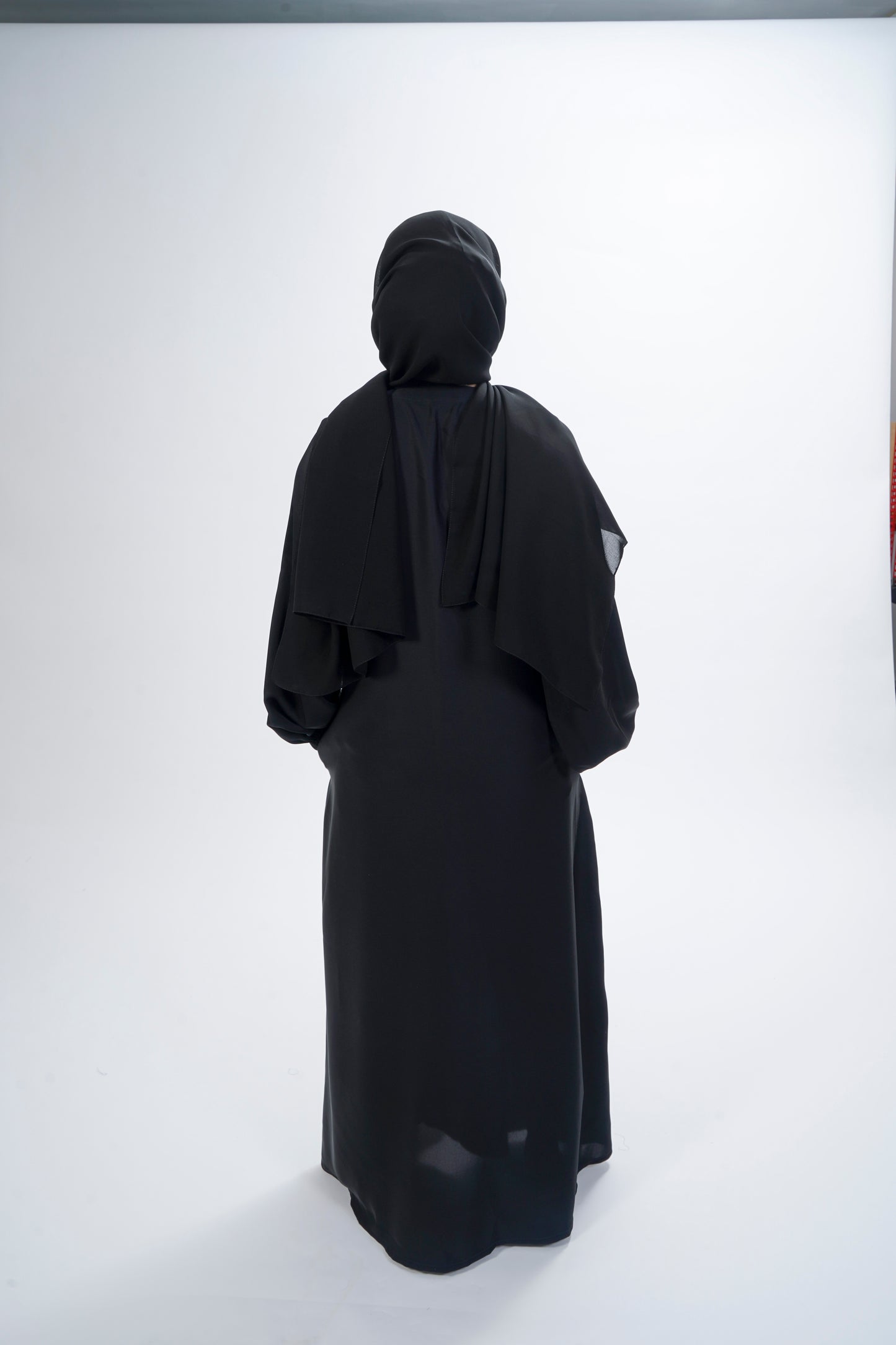 Nida Zip and Pocket Abaya