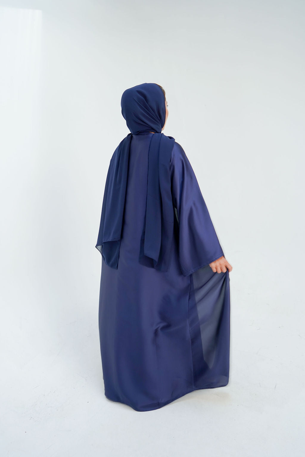 Knot Abaya